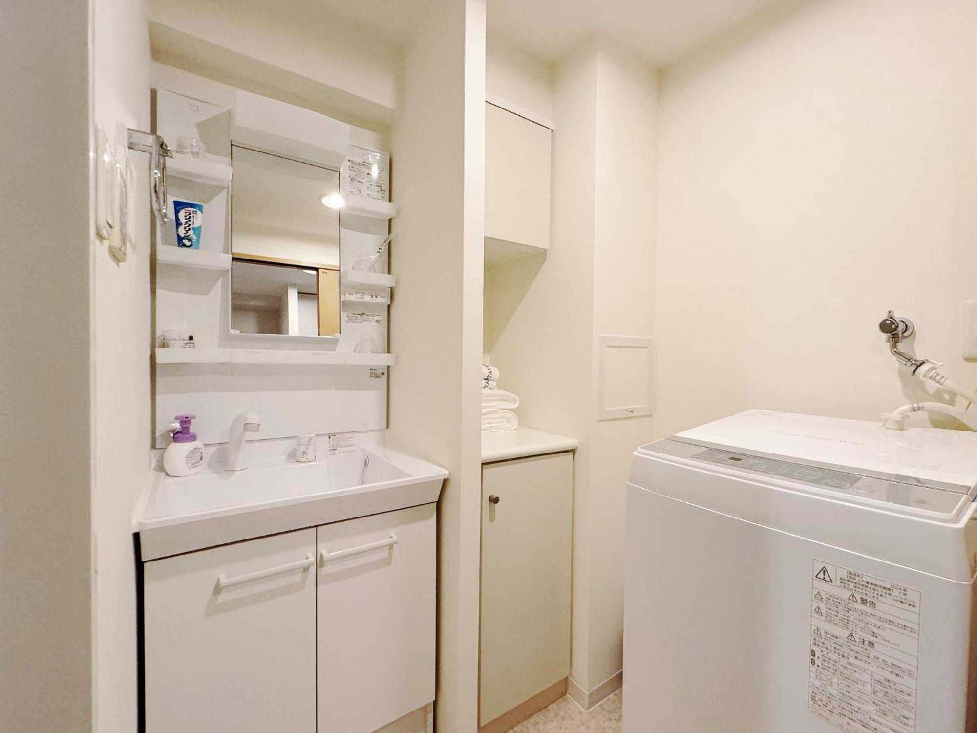 クリスタルコート難波 Apartment Osaka Exterior photo
