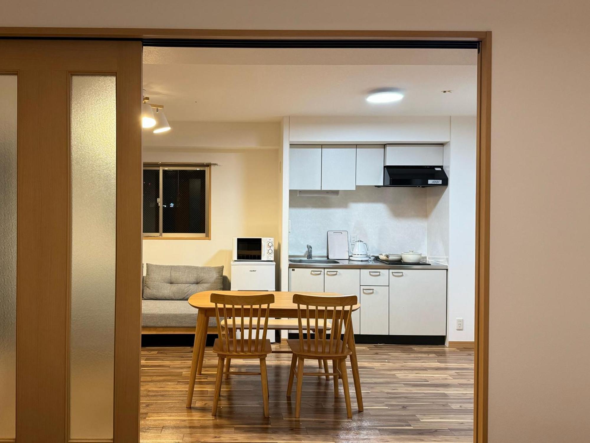 クリスタルコート難波 Apartment Osaka Exterior photo